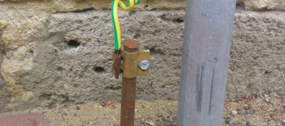 Copper rod used to create a TT earthing arrangement. Typically found in more rural parts of the UK.