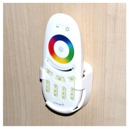 Holder for 4-zone RF remote controls STER-UCHWYT-PILOT-01